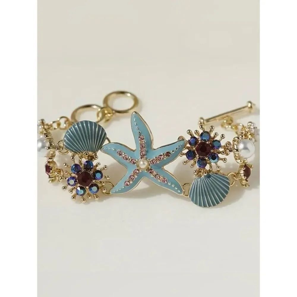 💙 NEW Stunning Seashell Starfish statement bracelet💙